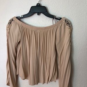 Creme blouse